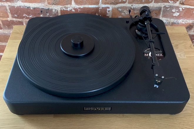 Offers SME Model 6 Turntable