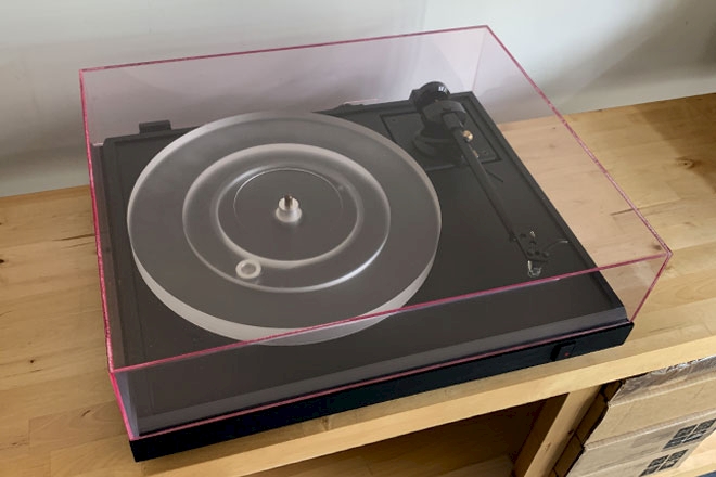 Offers Pink Triangle PT Too Turntable