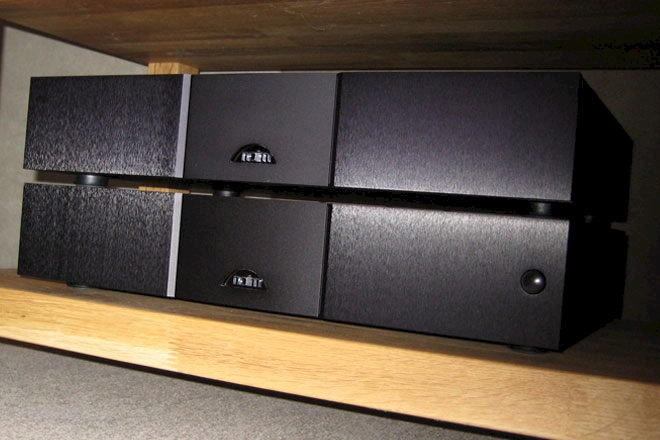 Offers Naim NAP300-DR Power Amplifier