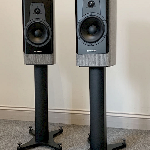  Dynaudio Contour 20i Loudspeakers