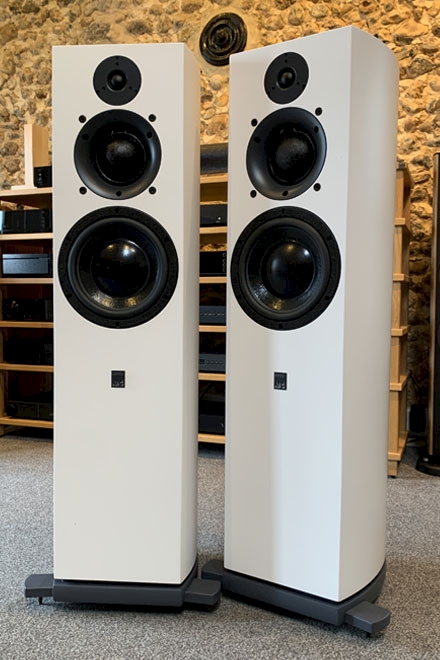 Offers ATC SCM40 Loudspeakers