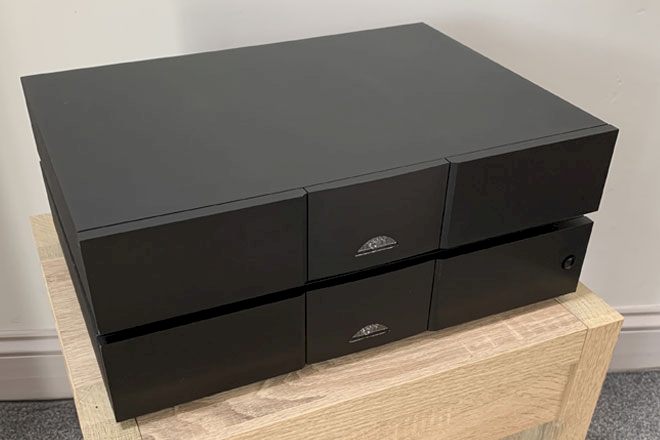 Offers Naim NAP300-DR Power Amplifier