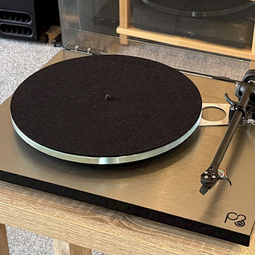  Rega Planar-3 RS Edition