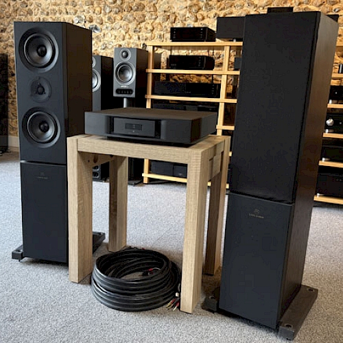  Linn Majik-6100 & Kaber Aktiv Loudspeaker System
